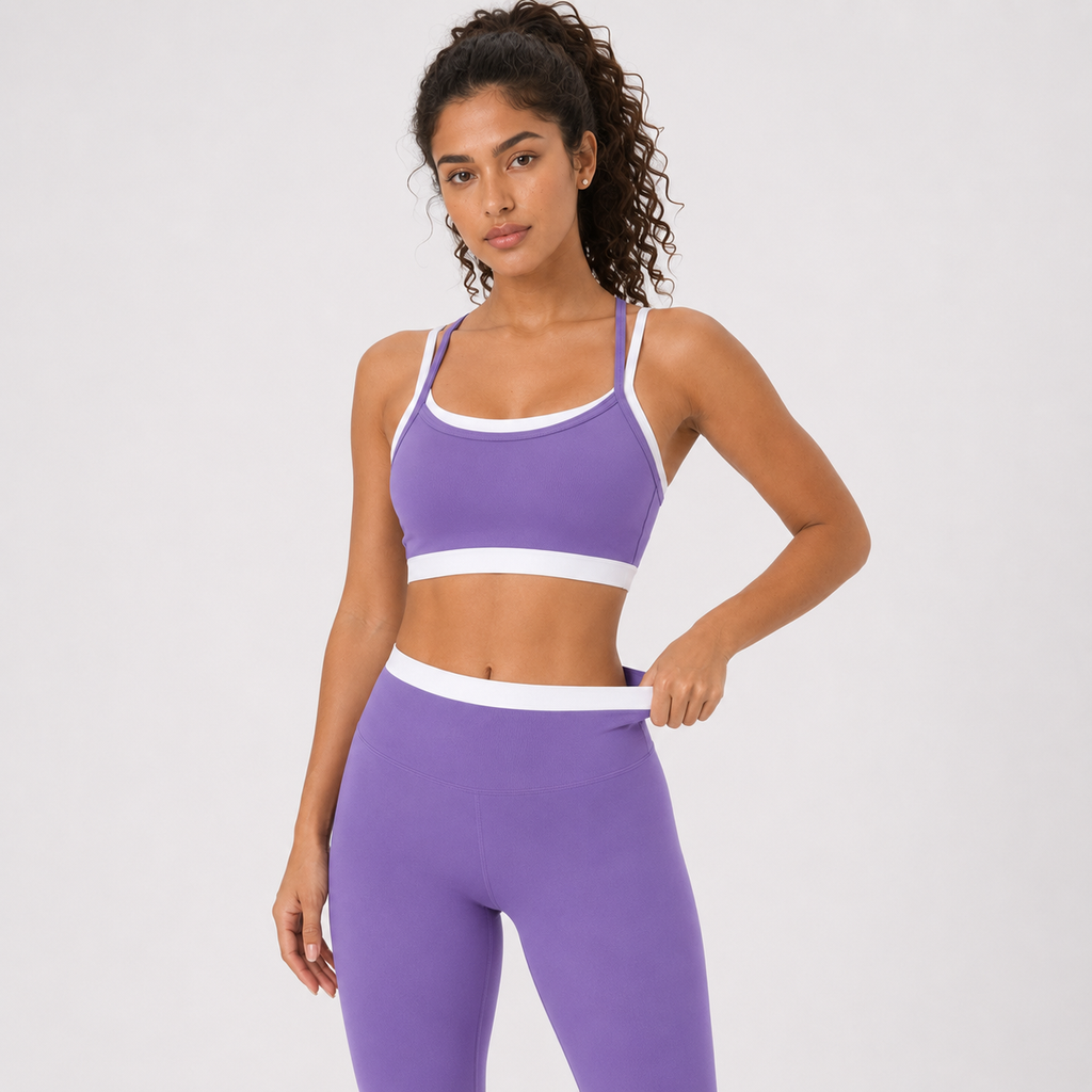 Roland violet__06_stretch | Close-up showing the stretch waistband of the Roland Violet leggings
