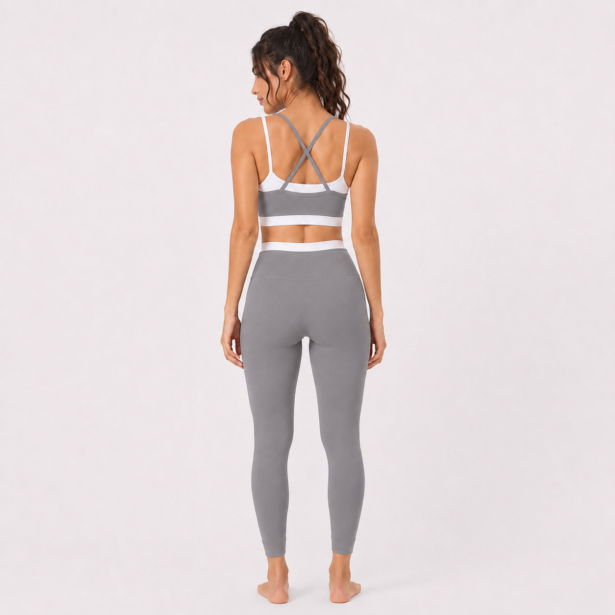 Tao gray__06_stretch | Close-up showing the stretch waistband of the Tao Gray leggings