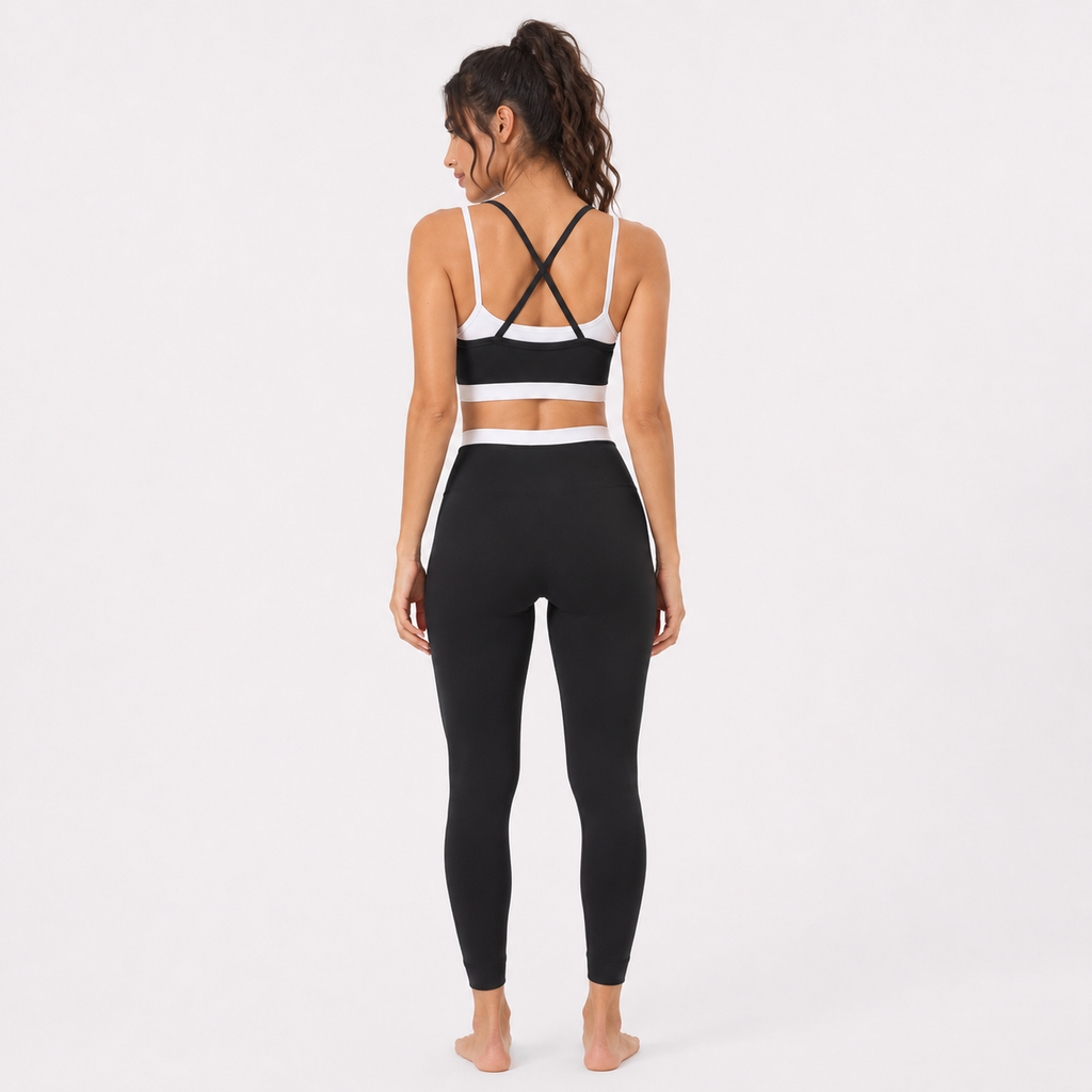 Senior black__05_back-detail | Close-up back view showing the crossed straps in black